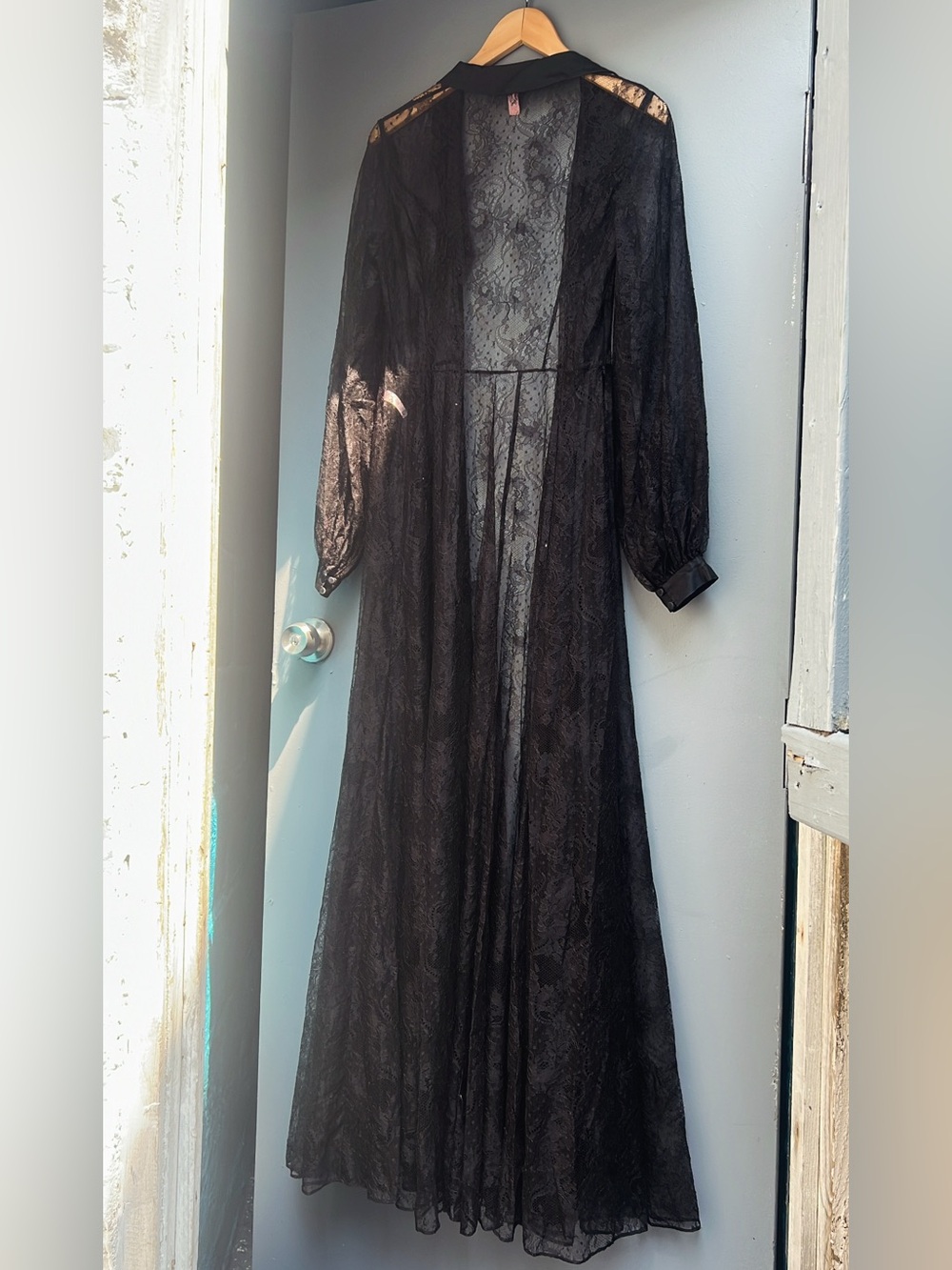 Agent Provocateur Luxurious lace robe size 12 - Picture 7 of 9